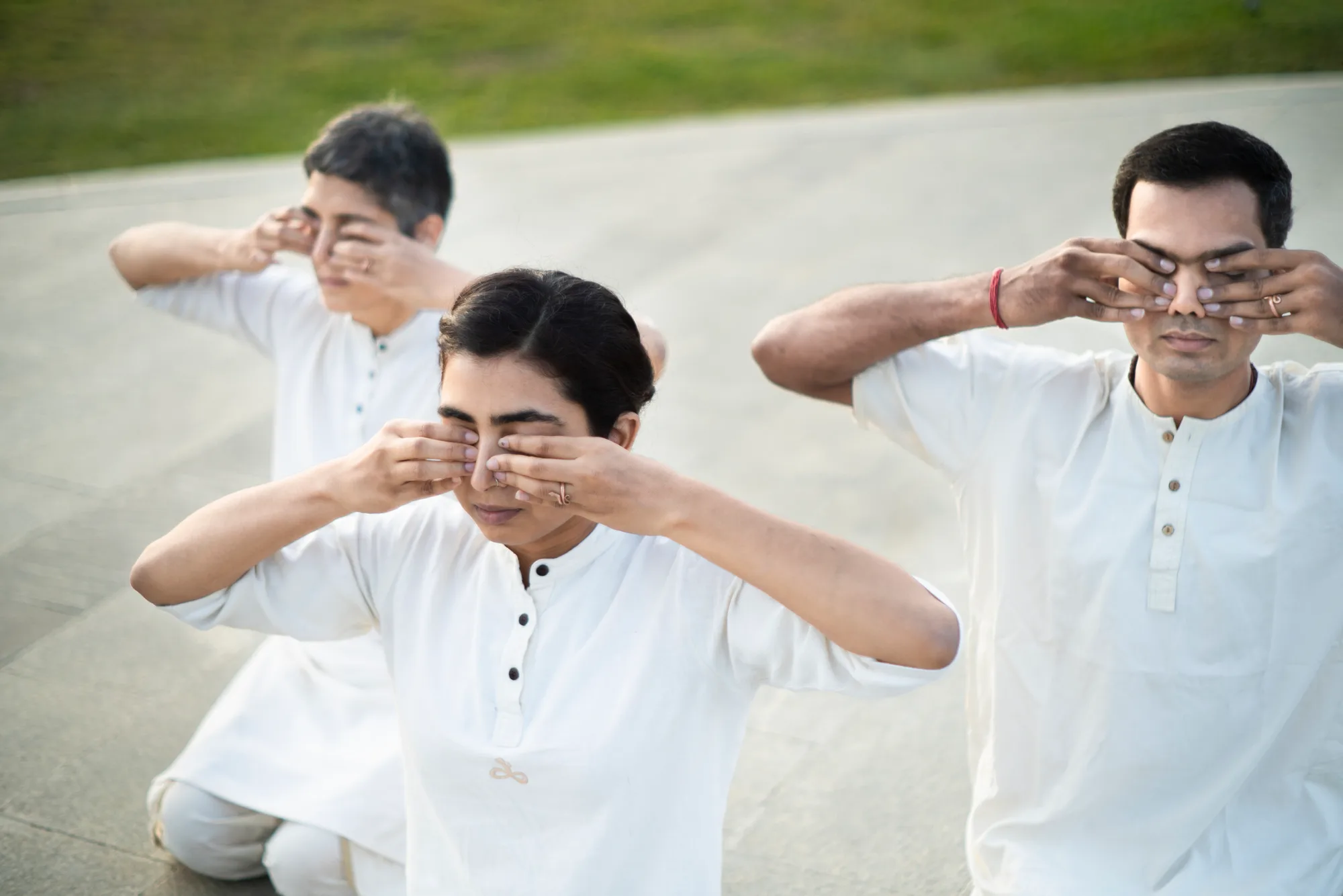 The Shanmukhi Mudra practice at Trikonam.